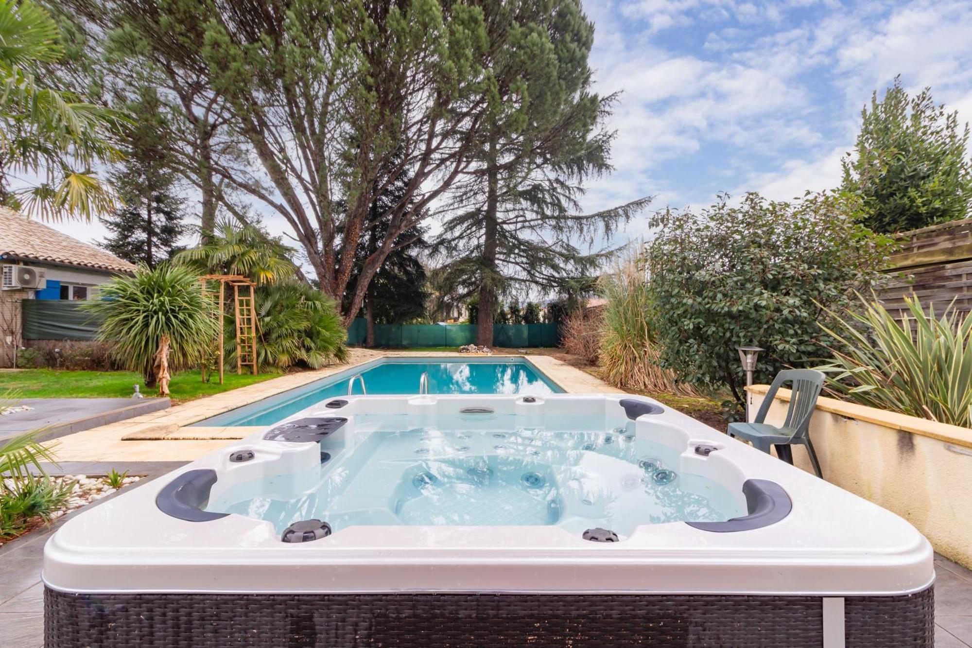 Villa & Spa-Sauna-Piscine-Massages Du "Nirvana Vivant" Biars-sur-Cere Экстерьер фото